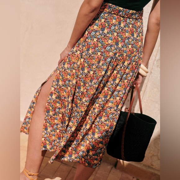 Sezane Tammie Skirt in Sunflowers Print Size Small - Picture 3 of 6